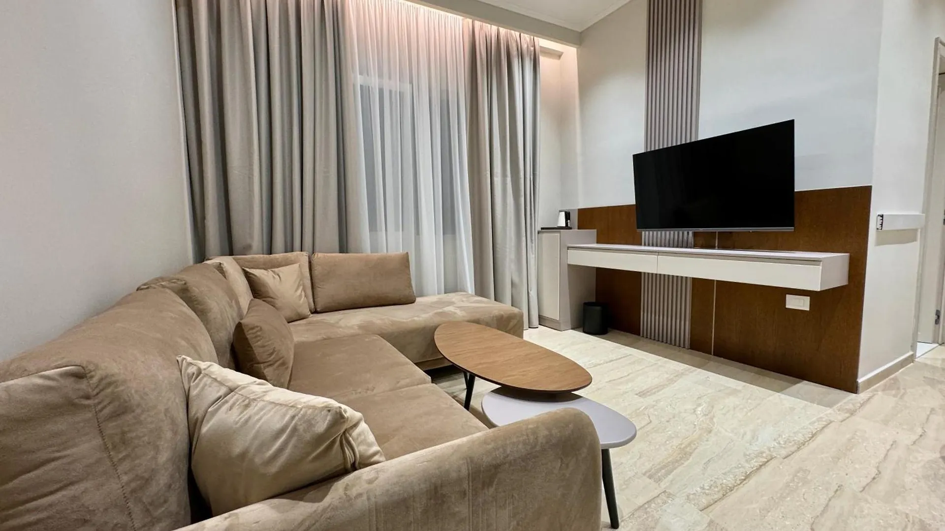 Hotel Anchor Luxury Rooms Vlorë