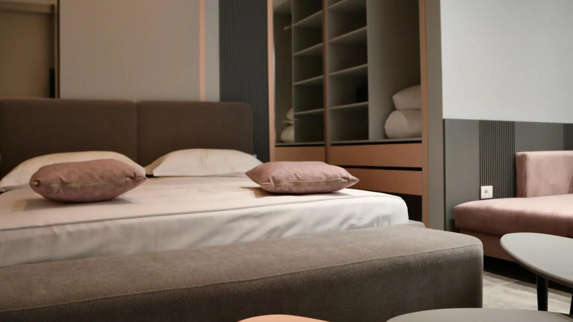 Anchor Luxury Rooms Vlorë Hotel
